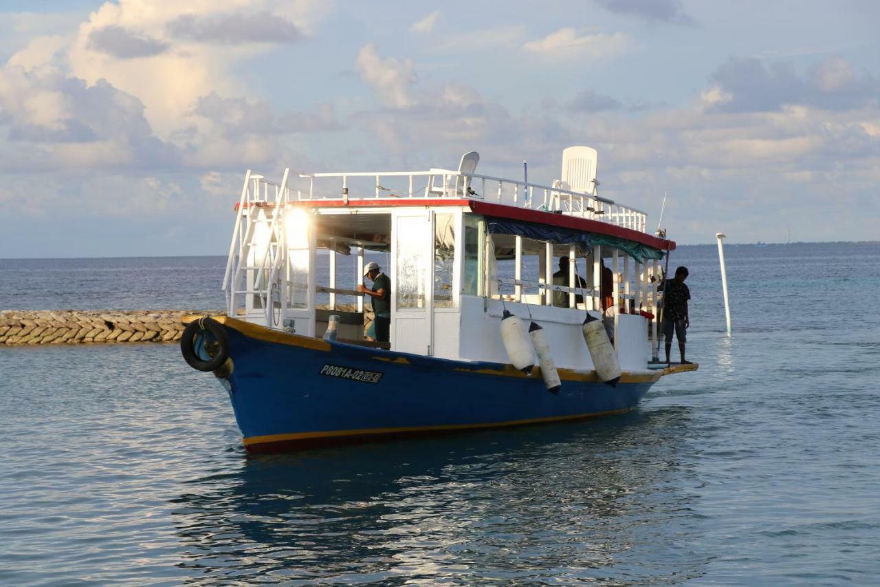 Sea Star Diving Hotel Addu City Exterior photo