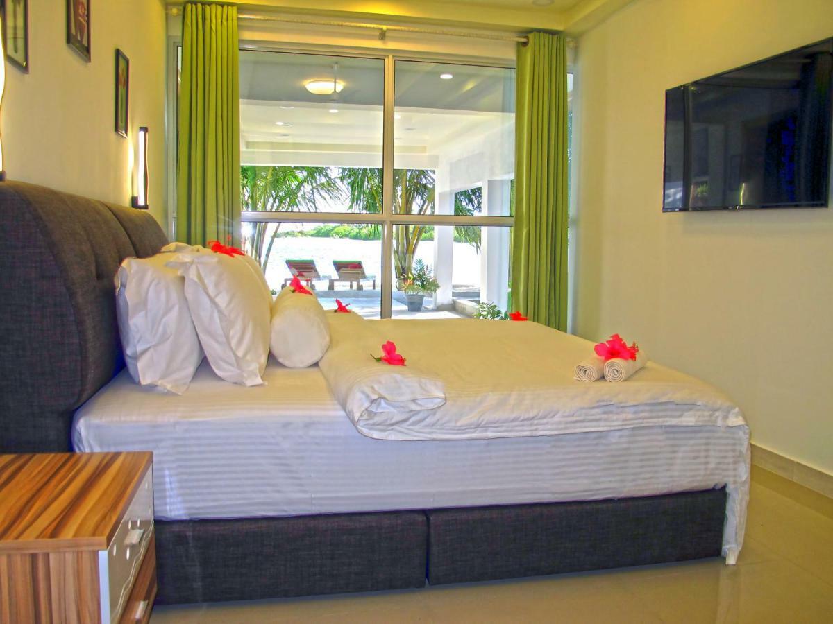 Sea Star Diving Hotel Addu City Exterior photo